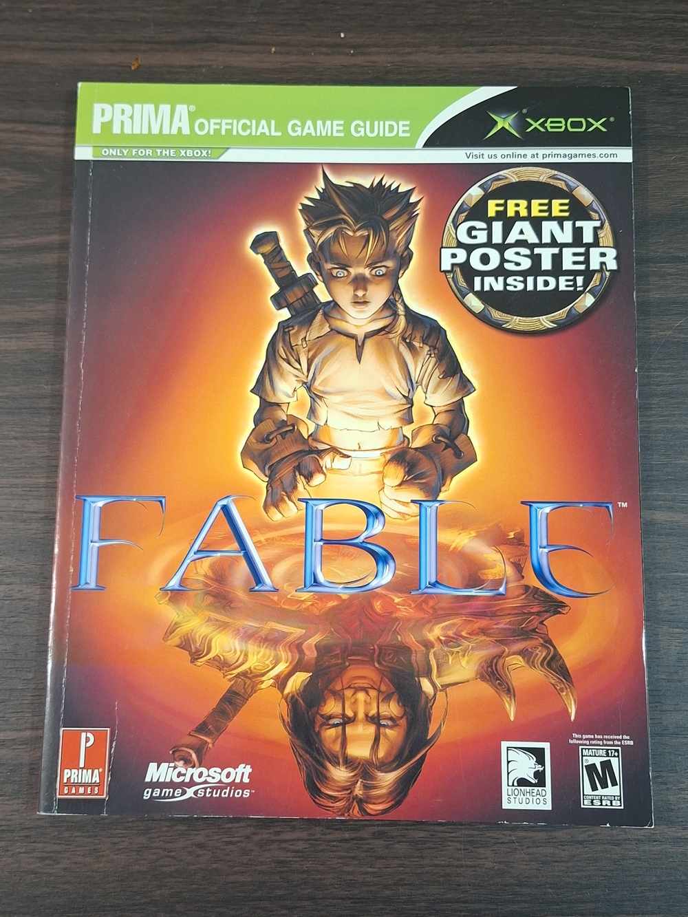 BEST OFFER? Fable Strategy Guide WITH POSTER Xbox